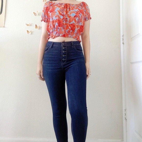 High-Waisted Raw Hemline Skinny Jeans - Picture 2 of 4